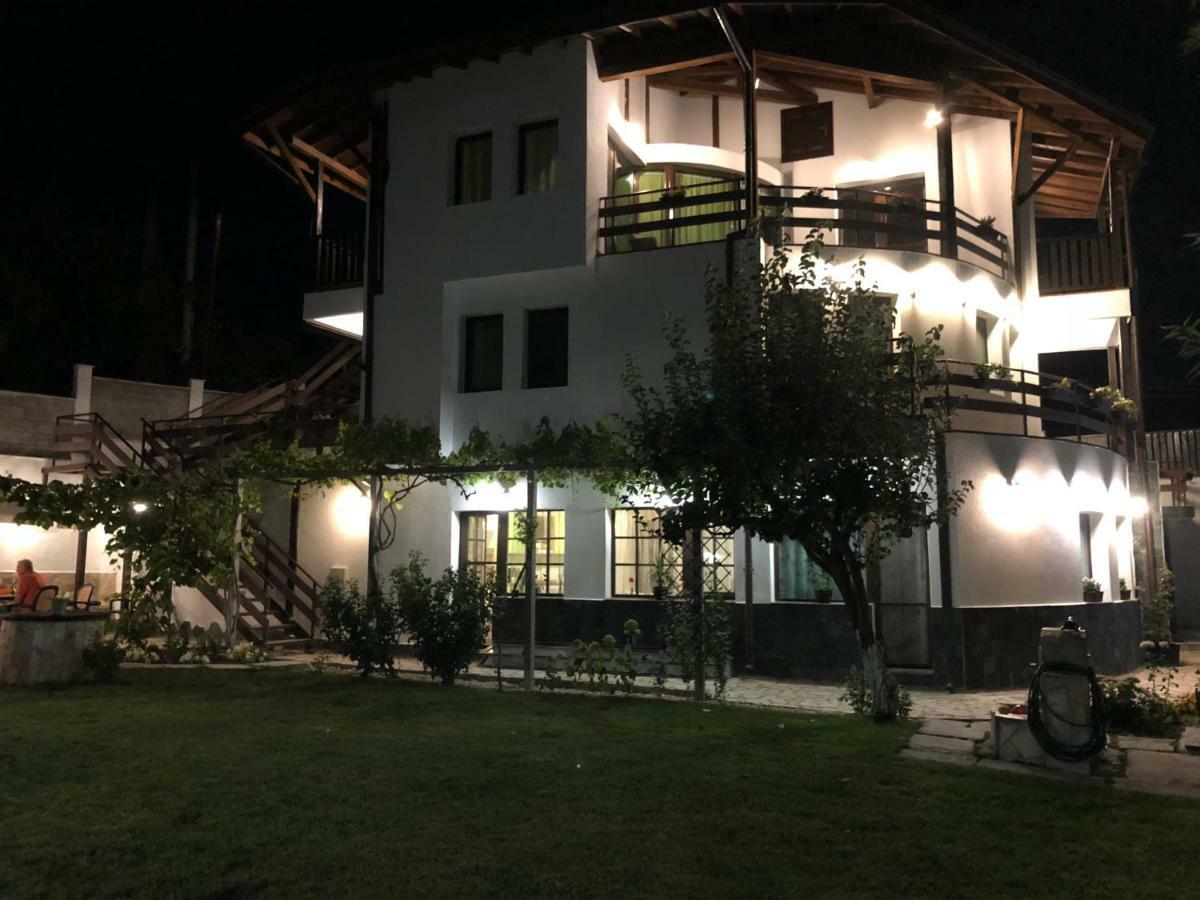 וארנה Apartments In Golden Sands Park Near The Sea מראה חיצוני תמונה