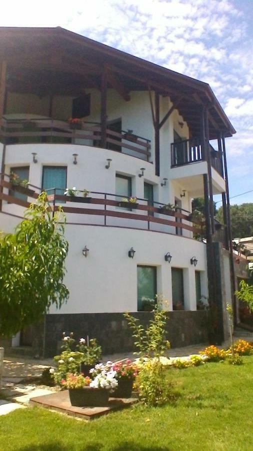 וארנה Apartments In Golden Sands Park Near The Sea מראה חיצוני תמונה