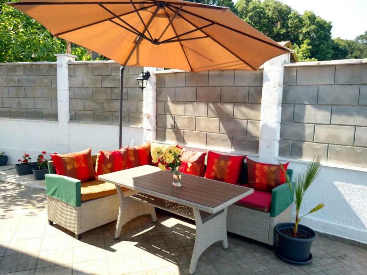 וארנה Apartments In Golden Sands Park Near The Sea מראה חיצוני תמונה