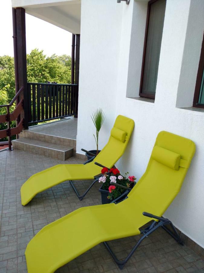 וארנה Apartments In Golden Sands Park Near The Sea מראה חיצוני תמונה