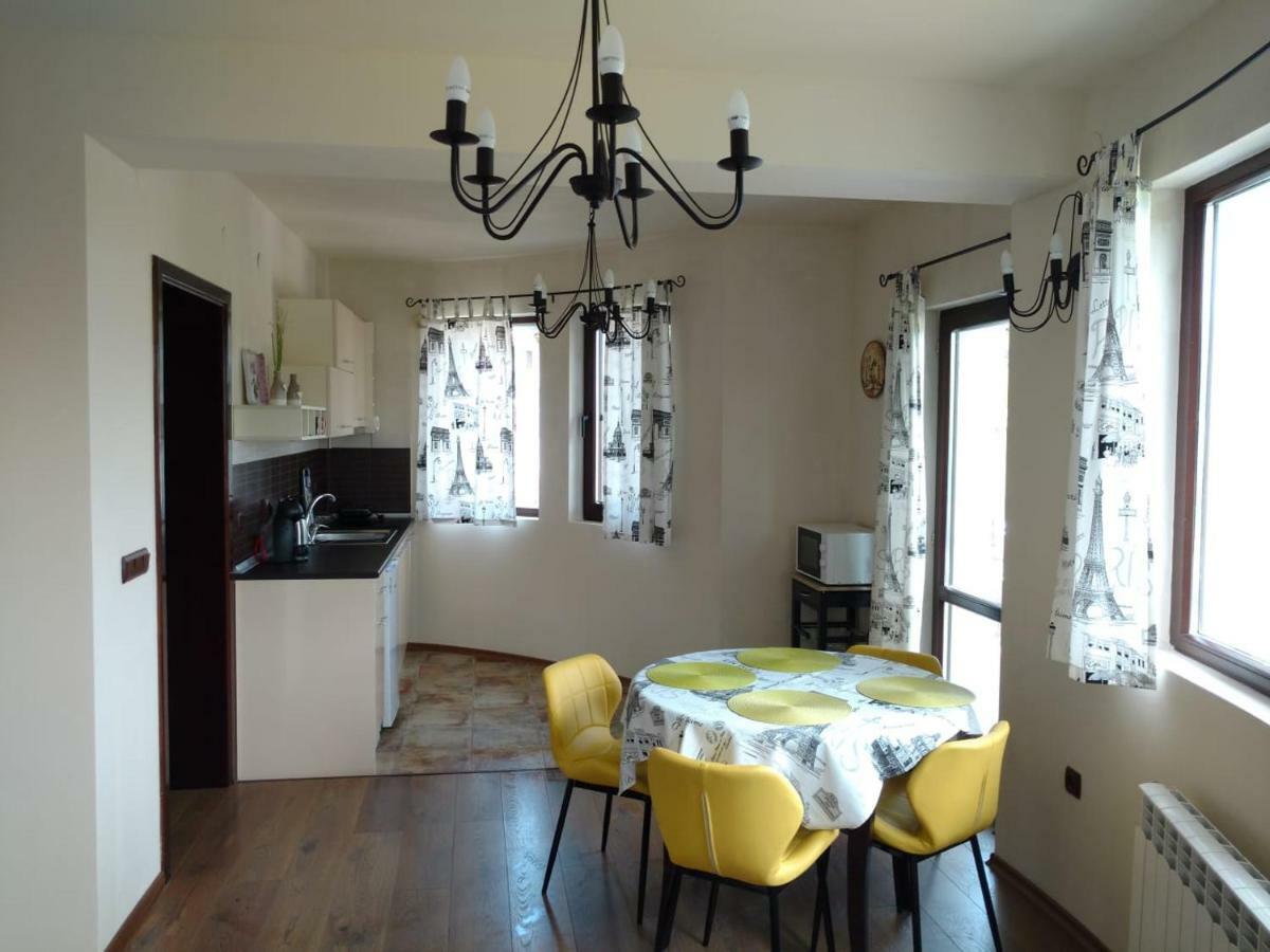וארנה Apartments In Golden Sands Park Near The Sea מראה חיצוני תמונה